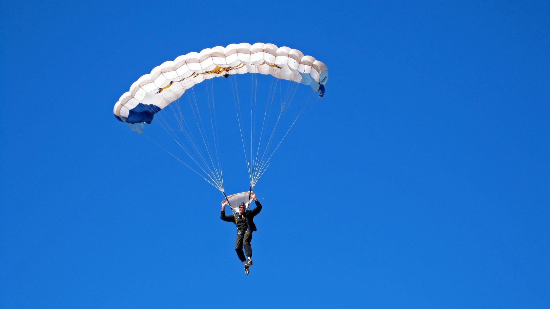 爱游戏体育网页版-WRC：沿途风景与激烈竞争的完美结合