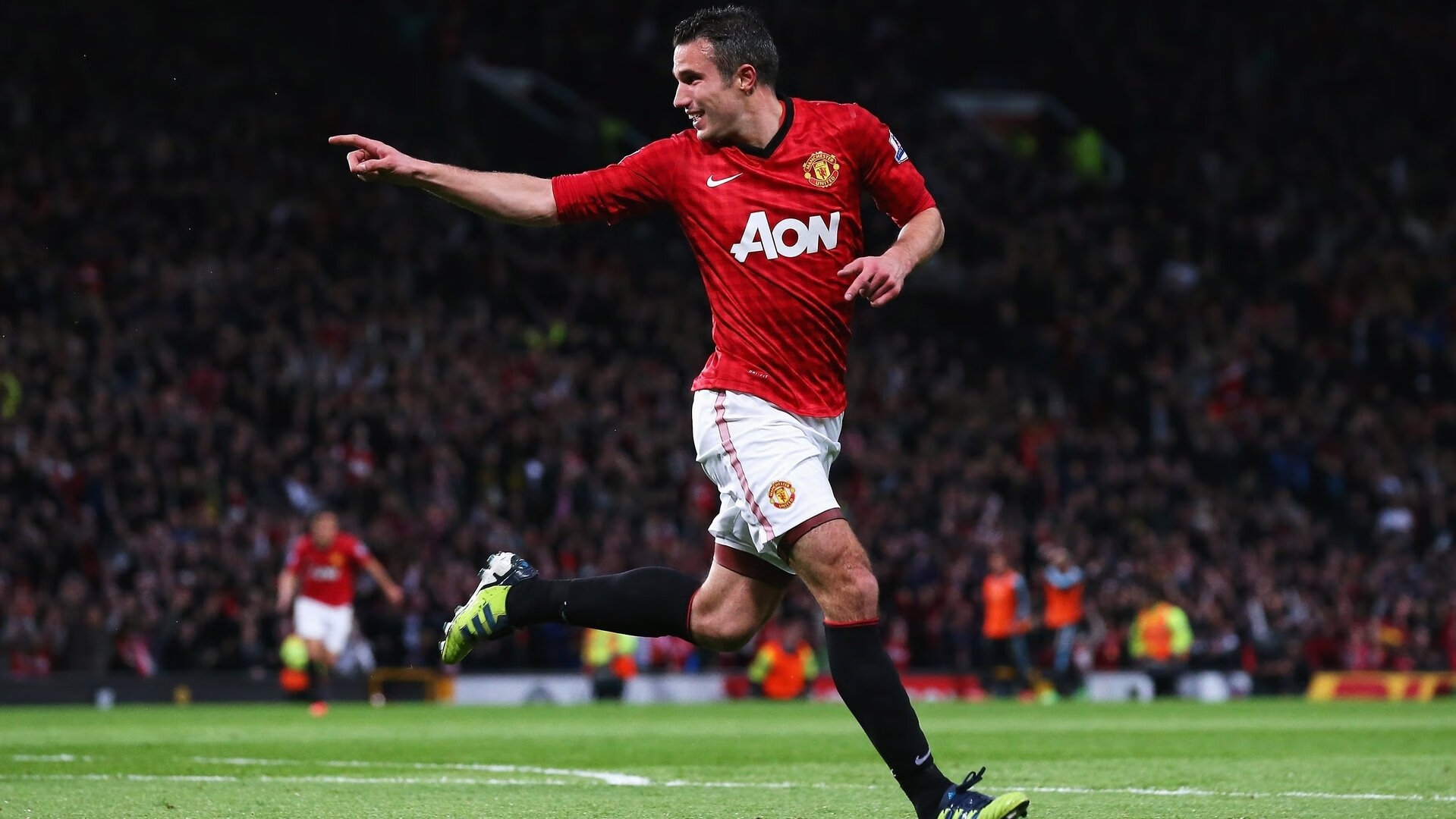 中国足球产业创新推动联赛发展，中国足球产业白皮书